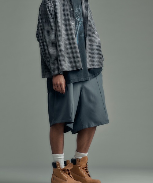 ADAM PATEK(アダムパテック)の「【ADAMPATEK/アダムパテック】twill wide easy shorts ツイルクワイドイージーショーツ(その他パンツ・レディース・ブラック/グレー・1)」の4枚目の写真
