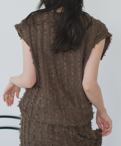 Eclat one（エクラワン）の「【Eclat one】フリンジ ジャガード ノースリーブ トップス ◎（シャツ/ブラウス・レディース・モカ/ベージュ/ブラック・M）」の21枚目の写真