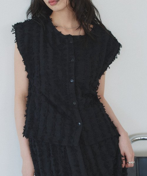 Eclat one（エクラワン）の「【Eclat one】フリンジ ジャガード ノースリーブ トップス ◎（シャツ/ブラウス・レディース・モカ/ベージュ/ブラック・M）」の6枚目の写真