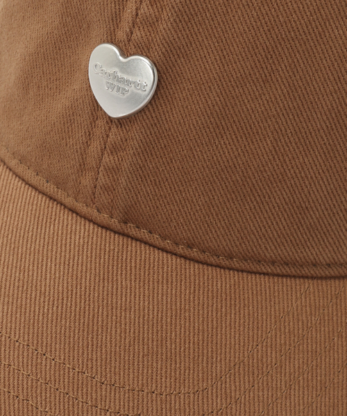 Carhartt WIP(カーハートダブリューアイピー)の「CARHARTT WIP / カーハート ダブリューアイピー HEART METAL CAP(キャップ・メンズ・キャメル/ブラック・FREE)」の6枚目の写真
