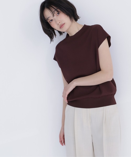 NATURAL BEAUTY BASIC(ナチュラルビューティーベーシック)の「総針ベーシックニット モックネック(ニット/セーター・レディース・オフホワイト/ライトグリーン/レッド/グレイッシュベージュ/ブラック/ダークブラウン・フリ-/FREE)」の4枚目の写真