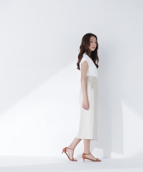 NATURAL BEAUTY BASIC(ナチュラルビューティーベーシック)の「総針ベーシックニット モックネック(ニット/セーター・レディース・オフホワイト/ライトグリーン/レッド/グレイッシュベージュ/ブラック/ダークブラウン・フリ-/FREE)」の11枚目の写真