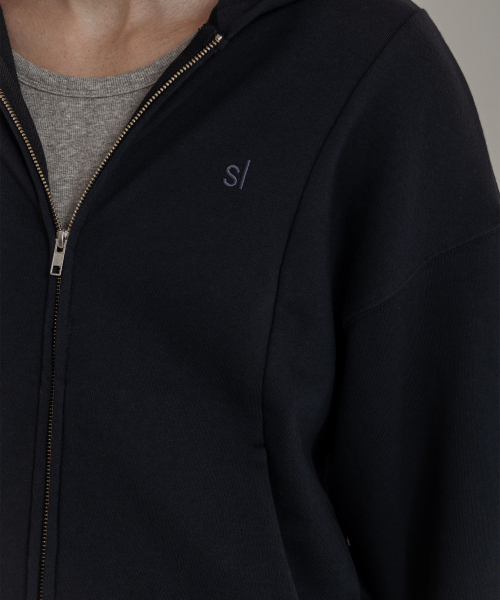 SSIN AND LEE（シンアンドリー）の「イージーフォームオーバーサイズフードジップアップネイビー（パーカー・メンズ・その他・MEDIUM/LARGE）」の7枚目の写真