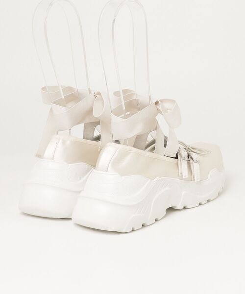 AKIKOAOKI(アキコアオキ)の「AKIKOAOKI /アキコアオキ/Giselle-satin Ivory×WH(バレエシューズ・レディース・アイボリー/ピンク/ブルー・39/35/37/36)」の6枚目の写真