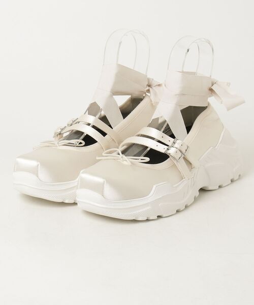 AKIKOAOKI(アキコアオキ)の「AKIKOAOKI /アキコアオキ/Giselle-satin Ivory×WH(バレエシューズ・レディース・アイボリー/ピンク/ブルー・39/35/37/36)」の7枚目の写真