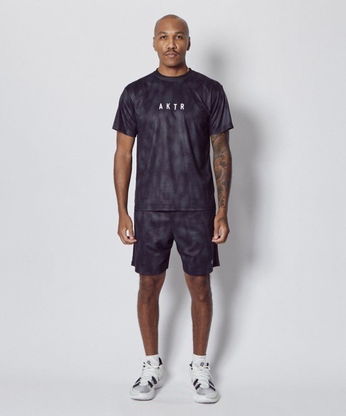 AKTR(アクター)の「AKTR MELT CAMO 6.5-INCH SHORTS(アクター メルト カモ 6.5インチ ショーツ)(その他パンツ・メンズ・ブラック系/ベージュ系/オリーブ系・MEDIUM/LARGE/X-LARGE/XX-LARGE)」の2枚目の写真