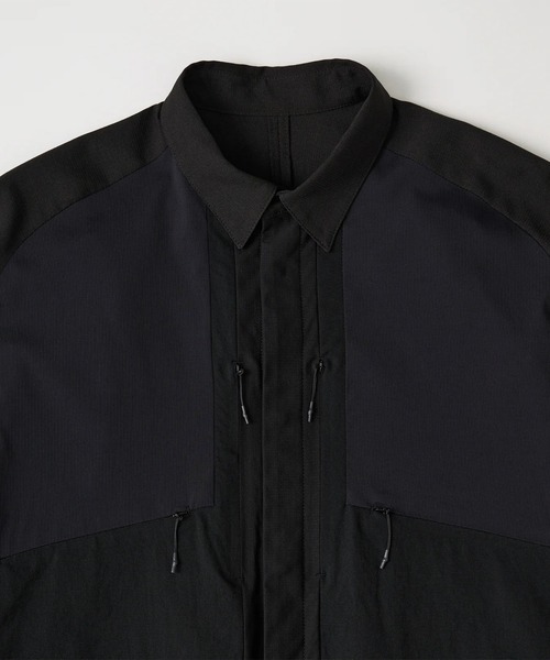 WHITE MOUNTAINEERING(ホワイトマウンテニアリング)の「【White Mountaineering/ホワイトマウンテニアリング】MULTI POCKET SHIRT(シャツ/ブラウス・メンズ・ブラック・1/2)」の3枚目の写真