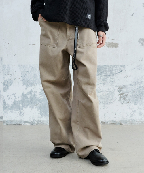 MAISON MINED(メゾンミネド)の「PIN-TUCK WASHED COTTON PANTS BEIGE(その他パンツ・メンズ・その他・MEDIUM/LARGE/SMALL)」の1枚目の写真