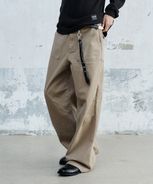 MAISON MINED(メゾンミネド)の「PIN-TUCK WASHED COTTON PANTS BEIGE(その他パンツ・メンズ・その他・MEDIUM/LARGE/SMALL)」の8枚目の写真