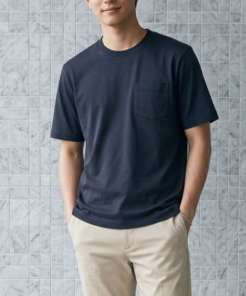TETE(テット)の「【TETE SELECTION】スムース冷感クルーTシャツ/:【接触冷感】半袖Tシャツ クルーネック ひんやり 夏 涼しい きれいめ カジュアル(Tシャツ/カットソー・メンズ・ブラック/ホワイト/ブラウン/ネイビー・X-LARGE/LARGE/MEDIUM)」の7枚目の写真