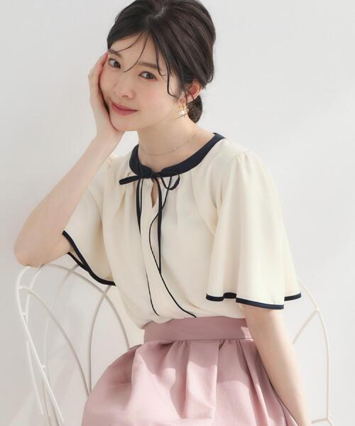 couture brooch(クチュールブローチ)の「【洗濯機可】配色パイピング ブラウス(シャツ/ブラウス・レディース・ネイビー系4/アイボリー系4/ライトグレー系4・40/38/36/42)」の17枚目の写真