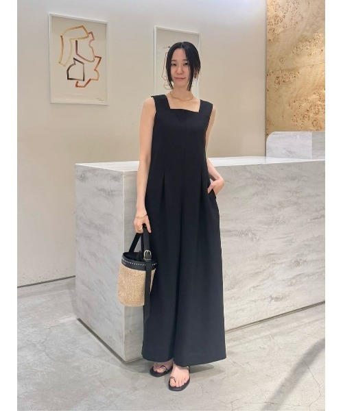 allureville（アルアバイル）の「リネンライクスクエアオールインワン（サロペット/オーバーオール・レディース・ベージュ/ブラック・2/1）」の21枚目の写真