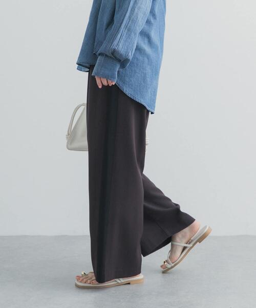 URBAN RESEARCH DOORS（アーバンリサーチドアーズ）の「サマーウールMIXラインパンツ（その他パンツ・レディース・ブラック/チャコールグレー・FREE）」の7枚目の写真