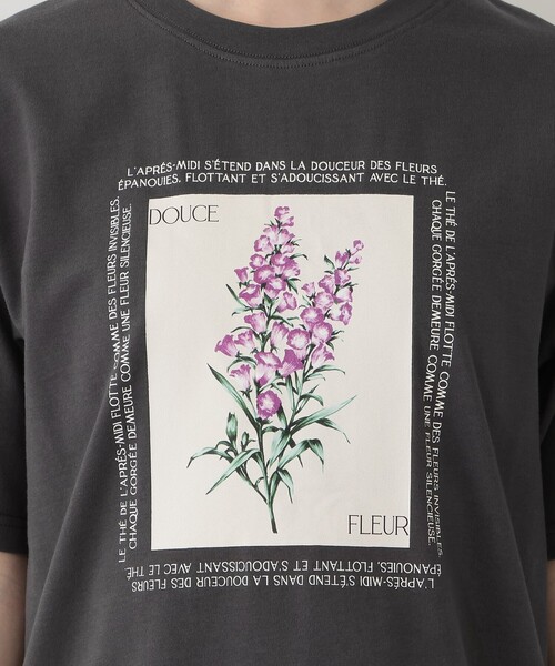 Afternoon Tea(アフタヌーンティー)の「フラワープリントTシャツ/カンパニュラ(Tシャツ/カットソー・レディース・オフホワイト/チャコールグレー・MEDIUM)」の9枚目の写真