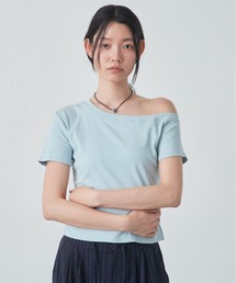 ワンショルダーカットソー