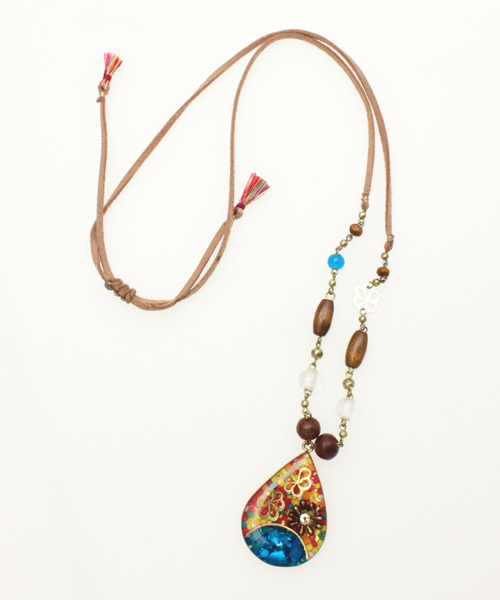 チャイハネ（チャイハネ）の「【チャイハネ】シェリト ドロップネックレス（ネックレス・レディース・ブルー/ピンク・FREE）」の2枚目の写真