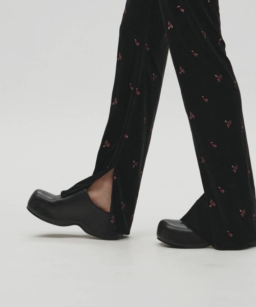 TODAYFUL（トゥデイフル）の「TODAYFUL　Petit Flower Velour Leggings プチフラワーベロアレギンス/12620721（レギンス/スパッツ・レディース・チョコ/ブラック・36）」の11枚目の写真