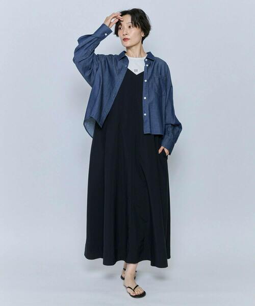 feerique(フィーリック)の「feerique タスランナイロンAラインキャミワンピース(ワンピース・レディース・ブラウン/ブラック・2)」の4枚目の写真