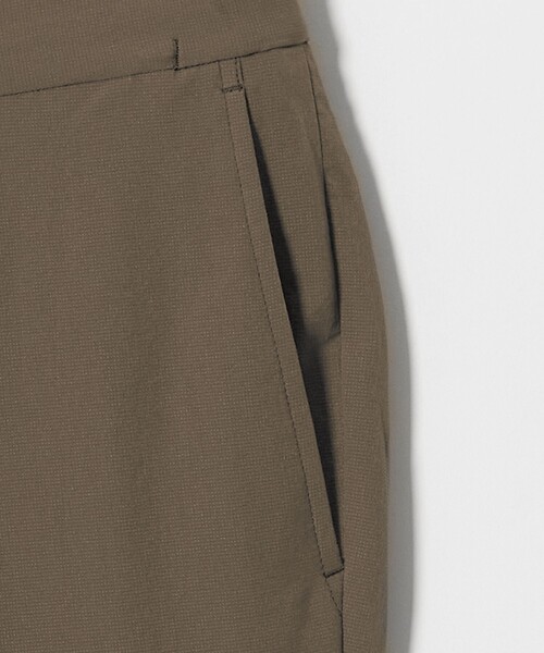 green label relaxing（グリーンレーベルリラクシング）の「A+ air ポリエステル ミニ チェック 1プリーツ スラックス（スラックス・メンズ・ブラウン系/ブラック・XL/M/S/L）」の18枚目の写真