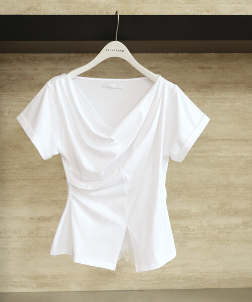 Firsthand(ファーストハンド)の「Firsthand/ファーストハンド レースドッキング ドレープネック トップス 【限定展開】(Tシャツ/カットソー・レディース・オフホワイト/ブラック/ホワイト・FREE)」の9枚目の写真