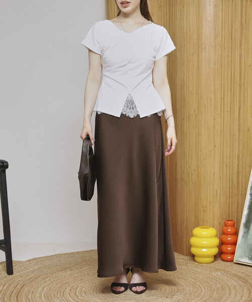 Firsthand(ファーストハンド)の「Firsthand/ファーストハンド レースドッキング ドレープネック トップス 【限定展開】(Tシャツ/カットソー・レディース・オフホワイト/ブラック/ホワイト・FREE)」の16枚目の写真