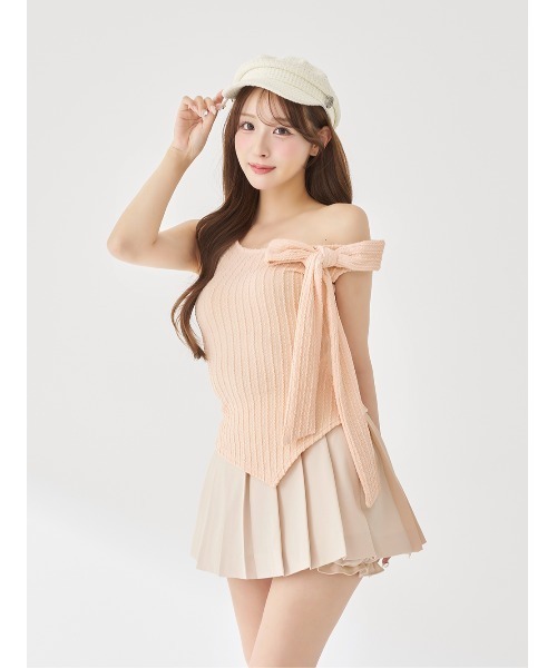 Darich(ダーリッチ)の「ワンショルリボンドレープセットアップ(セットアップ・レディース・ブラック/モカ/ピンクベージュ・FREE)」の3枚目の写真