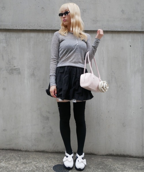 HONEY MI HONEY（ハニーミーハニー）の「sheer teleco henley neck tops（Tシャツ/カットソー・レディース・ブラック/ピンク/グレー/ホワイト/アイボリー・FREE）」の6枚目の写真