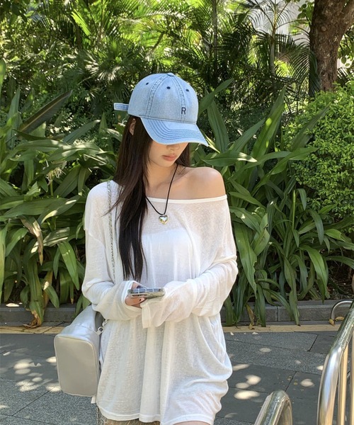 CHEER(チアー)の「【ヘルシー肌見せ】ルーズシアーロンT オフショルダー長袖Tシャツ ビッグシルエット カットソー シースルー(Tシャツ/カットソー・レディース・ブラック/ホワイト・FREE)」の6枚目の写真