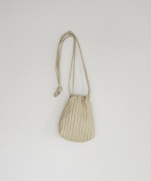 anuke（アンヌーク）の「Ecoleather Pleats Purse（トートバッグ）」
