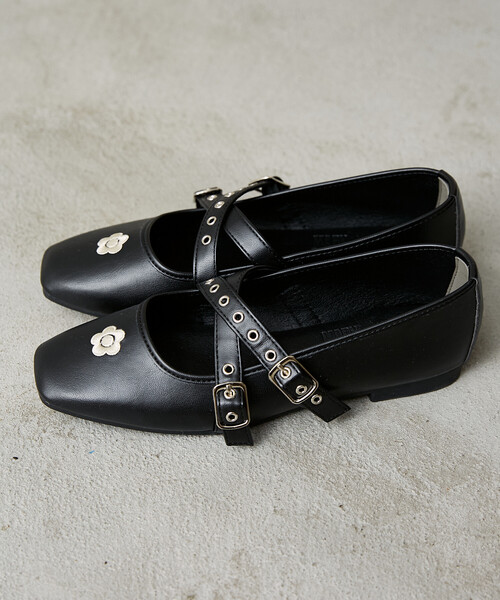 MARY QUANT（マリークワント）の「MARY QUANT × PUBLUX/マリークワント ハトメ クロス ベルト バレエシューズ[23.0~24.5cm展開]　限定展開（バレエシューズ・レディース・ブラック/ブラウン・24.5cm/24.0cm/23.5cm/23.0cm）」の7枚目の写真