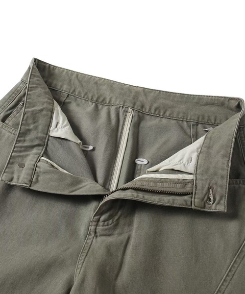 CHUN CHUN NOTES(チュンチュンノーツ)の「26AW/カーブシルエット ワイドカーゴパンツ(デニムパンツ・レディース・カーキ・L/M/S)」の12枚目の写真