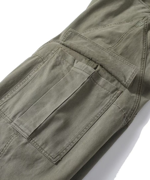 CHUN CHUN NOTES(チュンチュンノーツ)の「26AW/カーブシルエット ワイドカーゴパンツ(デニムパンツ・レディース・カーキ・L/M/S)」の14枚目の写真