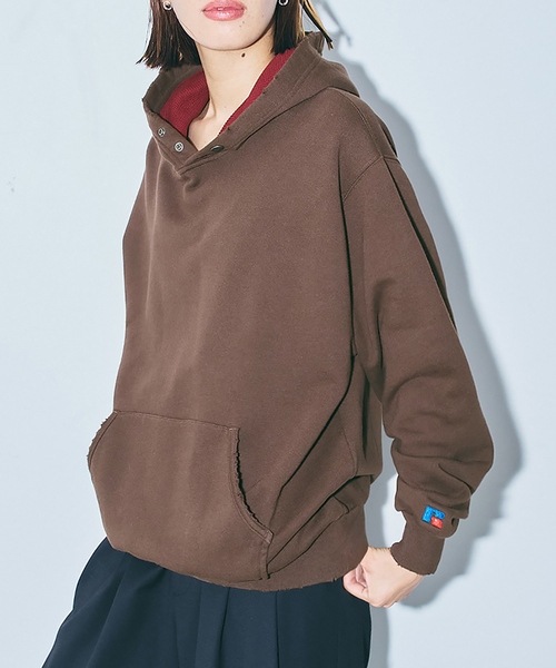 Russell Athletic(ラッセルアスレティック)の「RUSSELL ATHLETIC 別注 Brushed HD 101263-014:スウェット(スウェット・レディース・ブラウン/グレー/ピンク・FREE)」の9枚目の写真