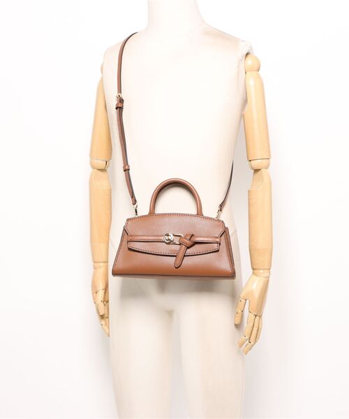 MICHAEL KORS(マイケルコース)の「GRETA レザー コンバーチブル クロスボディ スモール(ハンドバッグ・レディース・ブラウン系・FREE)」の5枚目の写真