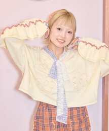 【HELLO.SANFRANCISCO】フラワーフリルクロップドスウェット