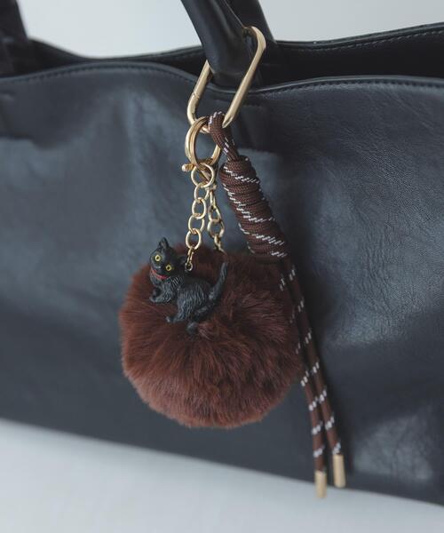 URBAN RESEARCH Sonny Label(アーバンリサーチサニーレーベル)の「CAT AND FAKEFUR CHARM(キーホルダー・レディース・ブラウン/ベージュ・ONE)」の3枚目の写真