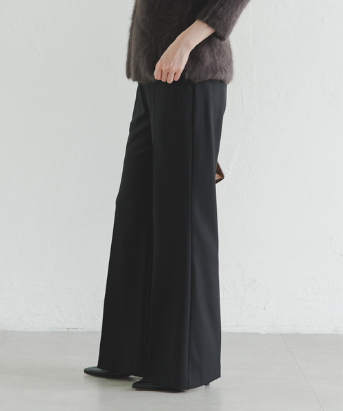 Noble(ノーブル)の「TRツイル裏起毛フレアパンツ(スラックス・レディース・ブラック/タン・38/36)」の9枚目の写真