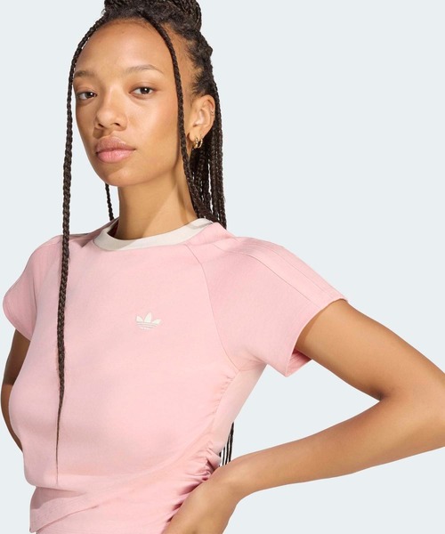 adidas（アディダス）の「アディルナ シーズン2ｘジェニー レイヤード Tシャツ / アディダスオリジナルス adidas Originals（Tシャツ/カットソー・レディース・ピンク・MEDIUM/SMALL/X-LARGE/X-SMALL/XX-LARGE/LARGE）」の3枚目の写真