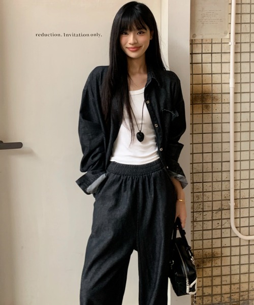 Aelina（エリナ）の「長袖デニムシャツ&ハイウエストデニムパンツセットアップ（セットアップ・レディース・インディゴブルー・FREE）」の20枚目の写真