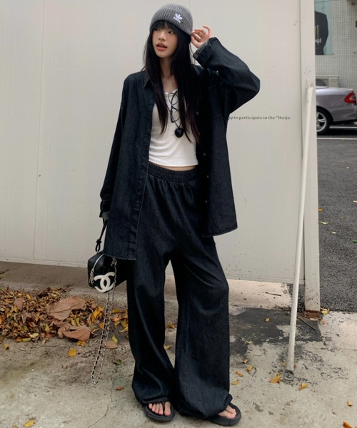 Aelina（エリナ）の「長袖デニムシャツ&ハイウエストデニムパンツセットアップ（セットアップ・レディース・インディゴブルー・FREE）」の12枚目の写真