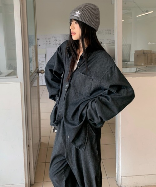 Aelina（エリナ）の「長袖デニムシャツ&ハイウエストデニムパンツセットアップ（セットアップ・レディース・インディゴブルー・FREE）」の5枚目の写真