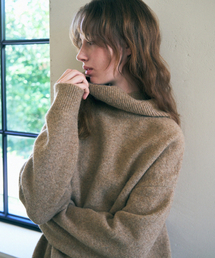 ヘアリーウール オーバーサイズ タートルネックニット [BEIGE]