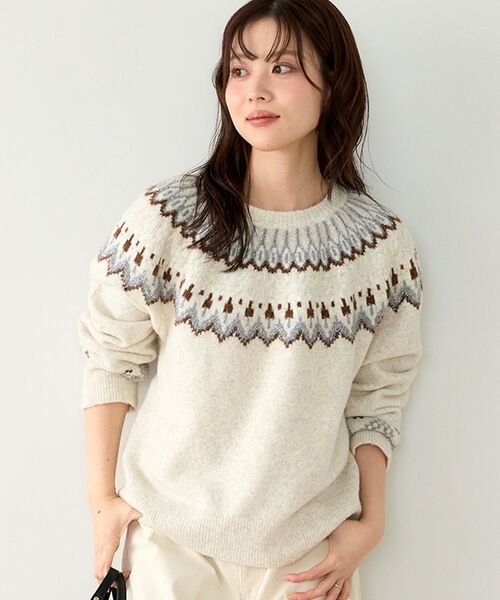le.coeur blanc(ルクールブラン)の「求心柄ジャガードニット(ニット/セーター・レディース・オフホワイト/グレー・38)」の4枚目の写真