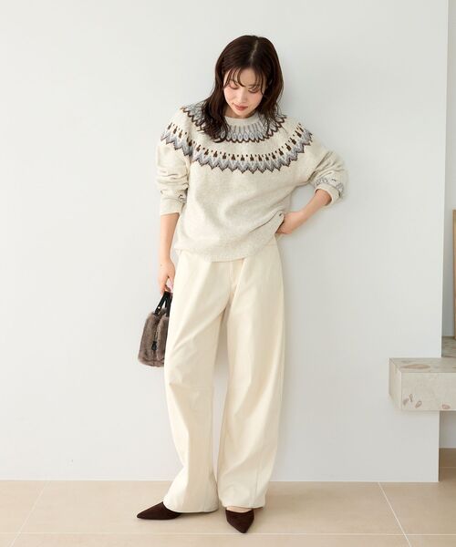 le.coeur blanc(ルクールブラン)の「求心柄ジャガードニット(ニット/セーター・レディース・オフホワイト/グレー・38)」の11枚目の写真