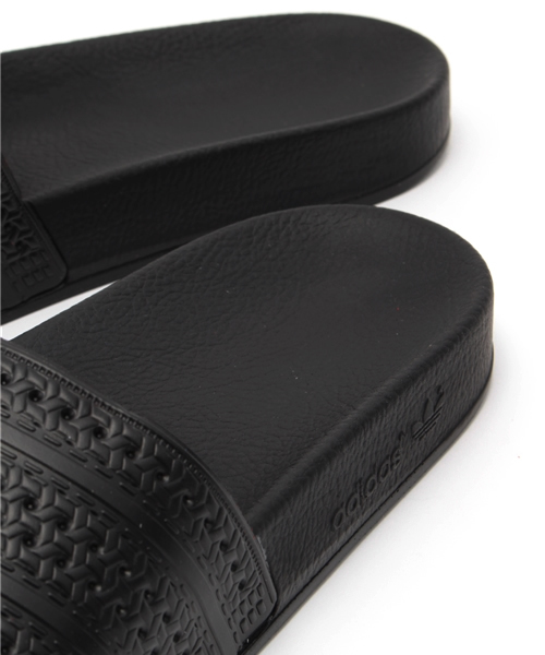 adidas Originals（アディダスオリジナルス）の「オリジナルス アディレッタ [ADILETTE]（サンダル・メンズ・ブルー/レッド/ホワイト×レッド/ブラック・24.5cm/25.5cm/23.5cm/22.5cm/26.5cm/27.5cm/28.5cm/29.5cm）」の11枚目の写真