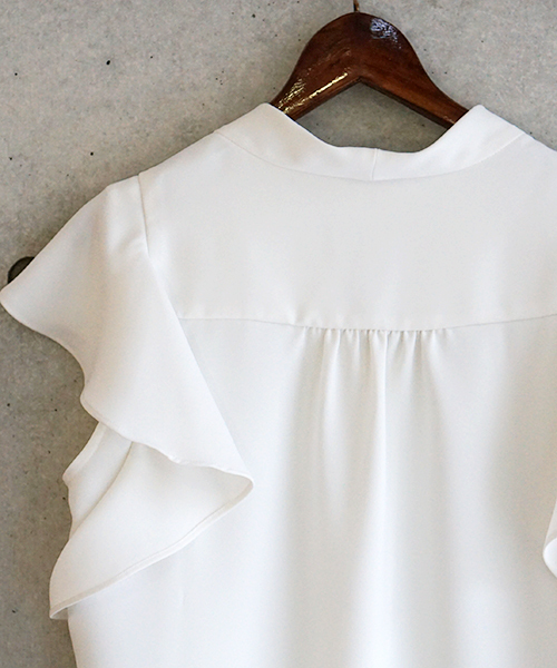 laboratory work(ラボラトリーワーク)の「フレアスリーブ ブラウス(シャツ/ブラウス・レディース・オフホワイト/ラベンダー/ネイビー・MEDIUM)」の11枚目の写真