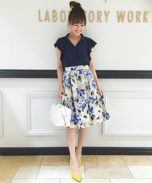 laboratory work(ラボラトリーワーク)の「フレアスリーブ ブラウス(シャツ/ブラウス・レディース・オフホワイト/ラベンダー/ネイビー・MEDIUM)」の18枚目の写真