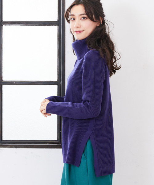 RIVE DROITE（リヴドロワ）の「片畦タートルチュニック（ニット/セーター・レディース・ライトベージュ/ネイビー/オレンジ・FREE）」の6枚目の写真