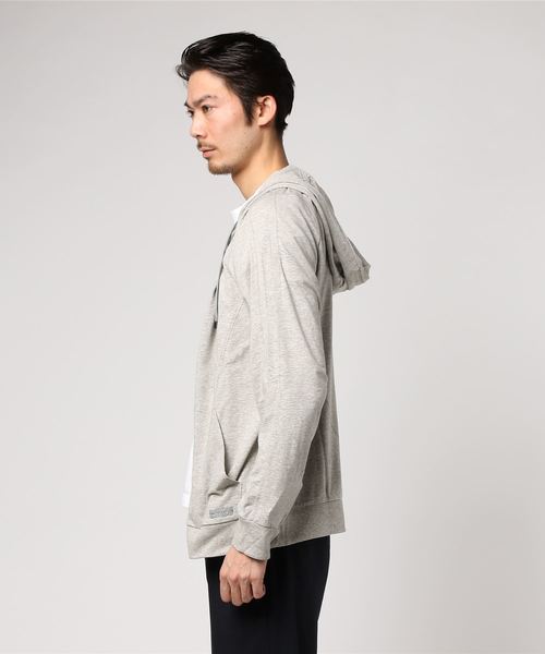 Calvin Klein Underwear(カルバンクラインアンダーウェア)の「FOCUSED FIT LOUNGE ジップフーディ(ルームウェア/パジャマ・メンズ・グレー/ブラック・MEDIUM/SMALL/LARGE/X-LARGE)」の4枚目の写真