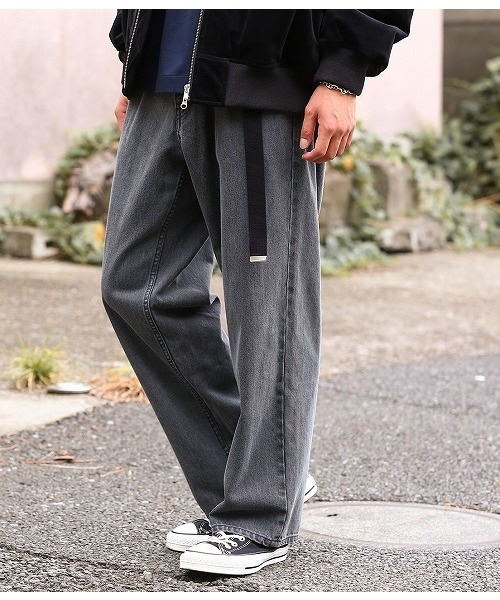 JUNRED（ジュンレッド）の「【WEB別注】デニムワイドパンツ（デニムパンツ・メンズ・ブラック/サックスブルー/ネイビー/ブルー/ブルー系その他・S/M/L）」の2枚目の写真